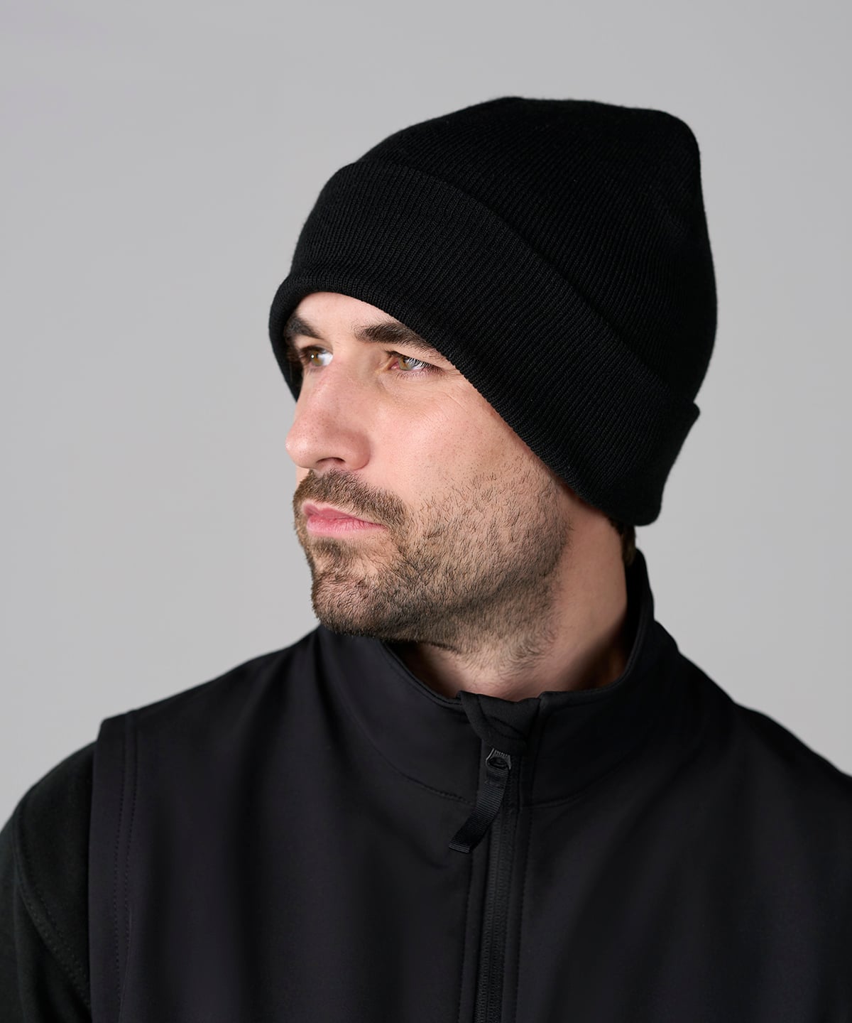 Pro softshell gilet worn