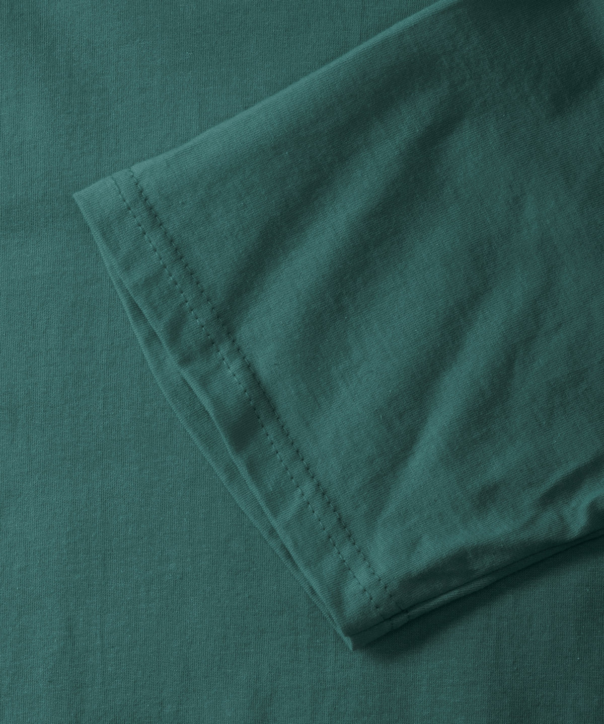 16 Russel Super ringspun classic t-shirt for Only £99 (J180M)